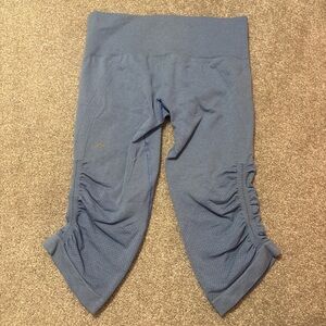 Lululemon compression crops
